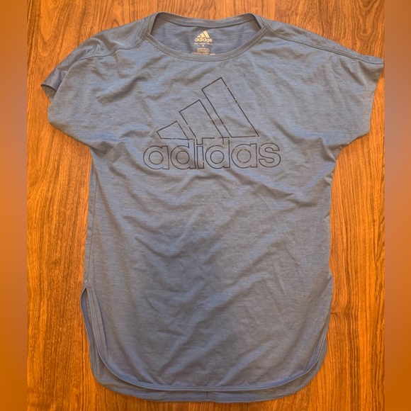Adidas top, youth medium. Light blue - Picture 2 of 3